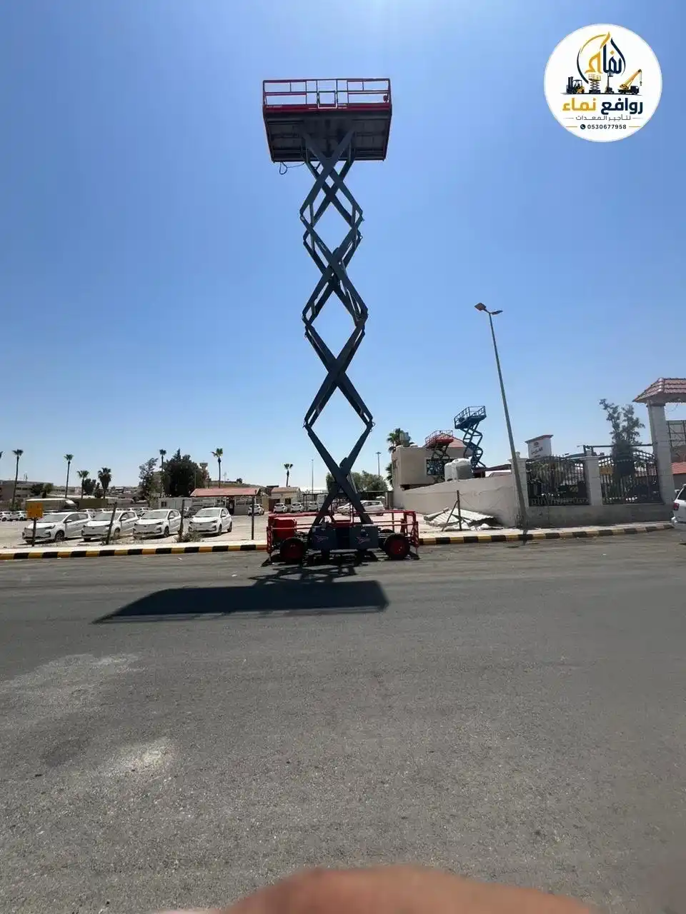 رافعة مقصية سيزر لفت للإيجار في السعودية للعمل داخل المستودعات والمشاريع الإنشائية بارتفاعات متعددة مع سرعة التوصيل. للعمل في حي العيون بالأحساء
